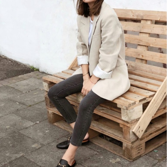 oversized linen blazer